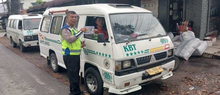 Jadikan Pelopor Tertib Berlalu Lintas Sat Lantas Polres Pematangsiantar Sosialisasi.