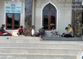 Jalin Silaturahmi, Bhabinkamtibmas Polsek Siantar Barat Sambang Kamtibmas di Mesjid Dakwah.