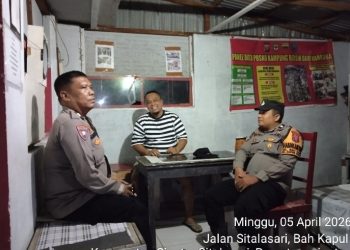 Cegah Kejahatan,Polsek Siantar Martoba Laksanakan Saling di Pos Kamling.