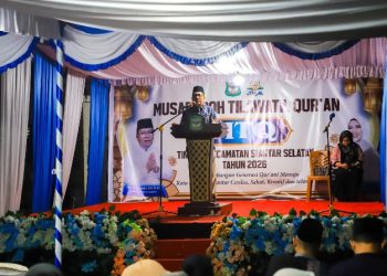 Wali Kota Pematangsiantar Wesly Silalahi, SH, MKn Diwakili Asisten Perekonomian dan Pembangunan Zainal Siahaan, SE, MM Menutup MTQN Tingkat Kecamatan Siantar Selatan.