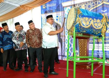 Wali Kota Pematangsiantar Wesly Silalahi, SH, MKn Diwakili Asisten Administrasi Umum Setdako Pematangsiantar Dedy Tunasto Setiawan, SH, MH,  Buka MTQN Ke - 58 Tingkat Kecamatan Siantar Barat Tahun 2026.