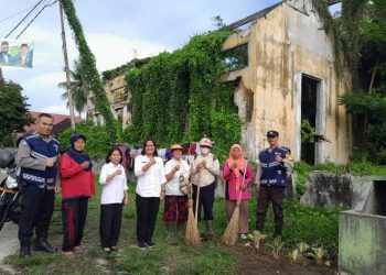 Ciptakan Hidup Sehat & Bersih, Polsek Siantar Selatan Gotong Royong Bersama.