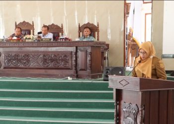 Wali Kota Pematangsiantar Wesly Silalahi, SH, MKn Diwakili Wakil Wali Kota Herlina Hadiri Rapat Paripurna III Tahun 2026 Tentang Penyampaian Nota Pengantar LKPJ Wali Kota Pematangsiantar Sekaligus Penyampaian LKPJ Wali Kota Tahun 2025.