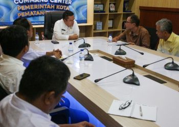 Wali Kota Pematangsiantar Wesly Silalahi, SH, MKn Terima Audiensi Panitia Bakti Sosial Alumni SMA RK Budi Mulia Pematangsiantar Dalam Rangka Jubileum 100 Tahun Kongregasi Bruder Budi Mulia di Indonesia.