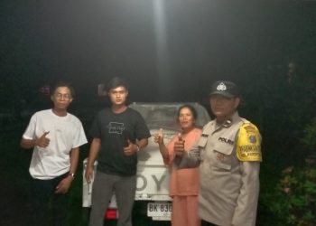 Polsek Siantar Timur Dampingi Petani Binaan ke Bulog Pematangsiantar.