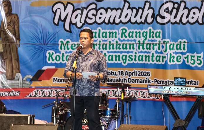 Sekda Antonius Sitanggang, SSTP, MSi Buka Pagelaran Seni Budaya Simalungun Marsombuh Sihol.