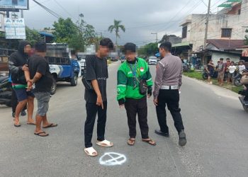 Polres Pematangsiantar Cek TKP Laporan Laka Lantas di Jalan Rakutta Sembiring.