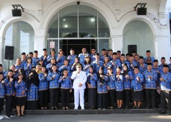Wali Kota Pematangsiantar Wesly Silalahi, SH MKn Bertindak sebagai Inspektur Upacara Peringatan Hari Otonomi Daerah Ke - 30 Tahun 2026.