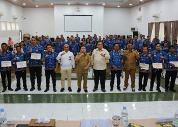 Wali Kota Pematangsiantar Wesly Silalahi, SH, MKn Serahkan Daftar Ketetapan Pajak (DKP) dan Surat Pemberitahuan Pajak Terutang (SPPT) Pajak Bumi dan Bangunan Perdesaan dan Perkotaan (PBB P-2) Kota Pematangsiantar Tahun 2026.
