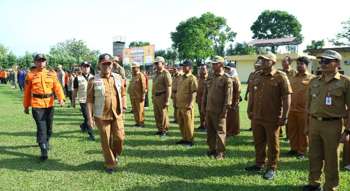 Wali Kota Pematangsiantar Wesly Silalahi, SH, MKn diwakili Sekda Junaedi Antonius Sitanggang, SSTP, MSi Dalam Apel Kesiapsiagaan Bencana 2026 Kota Pematangsiantar.