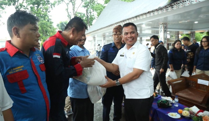 Wali Kota Pematangsiantar Wesly Silalahi, SH, MKn Diwakili Sekda Junaedi Antonius Sitanggang, SSTP, MSi & Jajaran Forkopimda Hadiri Acara Peringatan Hari Buruh Internasional (May Day) Tahun 2026.