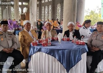 Polres Pematangsiantar Hadiri Harlah Tuan Guru & Ponpes Darul Ihsan Bah Sorma Yayasan "Syekh Abdurrahman Al-Jatimi".