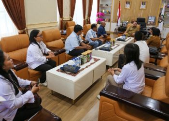 Wali Kota Pematangsiantar Wesly Silalahi, SH, MKn Terima Audiensi Dari BPS DAN PT PLN UP3 Pematangsiantar & Dinas Sosial P3A.