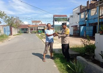Bhabinkamtibmas Polsek Siantar Timur Salurkan Bantuan Bibit Cabe & Terong kepada Warga Binaan.