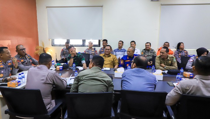 Pemko Pematangsiantar & Polres Pematangsiantar Kolaborasi Laksanakan Rapat Kesiapan Sistem Pengamanan Kota (Sispam Kota).