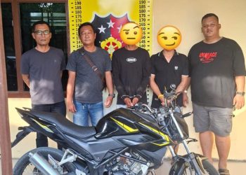 Gerak Cepat Polsek Bandar Huluan Ringkus Dua Pelaku Pencurian Sepeda Motor, Korban Rugi Rp 20 Juta.