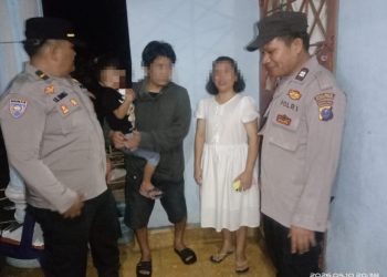 Respon Cepat CC 110, Polsek Siantar Marihat Pertemukan Anak 6 Tahun Terpisah Dengan Orangtuanya di Jalan Durian.