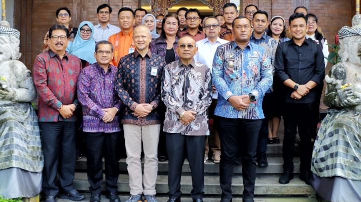 Ikuti FGD Percepatan Pengembangan KEK Danau Toba, Bupati Simalungun Gali Strategi Pariwisata di Gianyar, Bali.