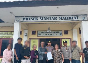 Duduk Bersama, Kapolsek Siantar Marihat Selesaikan Selisih Paham Warganya Dengan Mediasi.