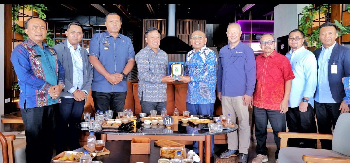 Dukungan KEK Danau Toba, Bupati Simalungun Adopsi "Kepemimpinan Berani Bangli Hingga Manajemen Panglipuran, Bali.