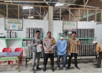 Bhabinkamtibmas Polsek Siantar Martoba Monitoring Distribusi MBG.