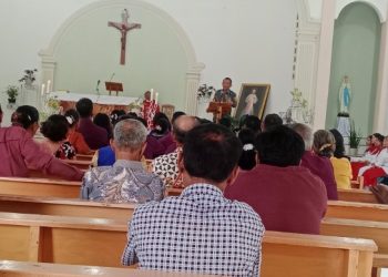 Wakil Ketua DPRD Kota Pematangsiantar Ir. Daud Simanjuntak, MM Memberikan Kata Sambutan di Gereja Katolik St. Mikael Stasi Bahkapul Paroki Jalan Bali.