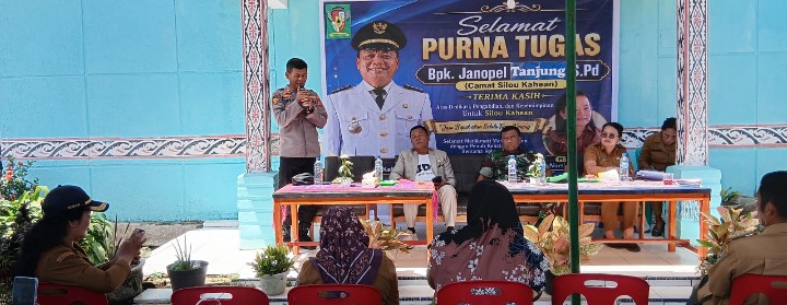 Kapolsek Perkuat Sinergitas di Momen Pelepasan Purna Tugas Camat Silou Kahean.