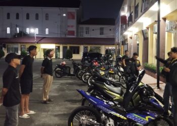 Pastikan Keamanan Dimalam Hari Polres Pematangsiantar Amankan Tiga Sepedamotor Knalpot Brong.