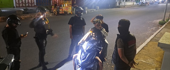 Patroli Polres Pematangsiantar Pada Minggu Malam Amankan Empat Sepedamotor Knalpot Brong.