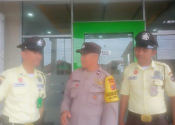 Sampaikan Pesan Kamtibmas, Bhabinkamtibmas Polsek Siantar Marihat Laksanakan Sambang.