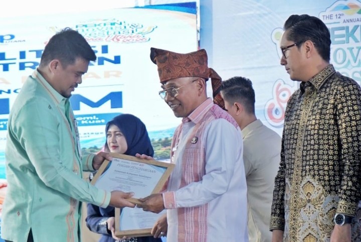 Pemkab Simalungun Raih Penghargaan Terbaik I di Acara PIISU Ke - 12 Tahun 2026.