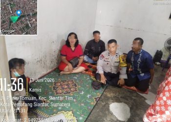 Polsek Siantar Timur Mediasi Permasalahan Pelemparan Rumah Warganya.