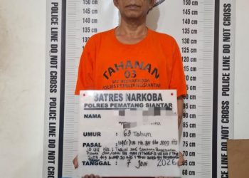 Ungkap Peredaran Narkoba Polres Pematangsiantar Amankan AM Didepan Rumah.