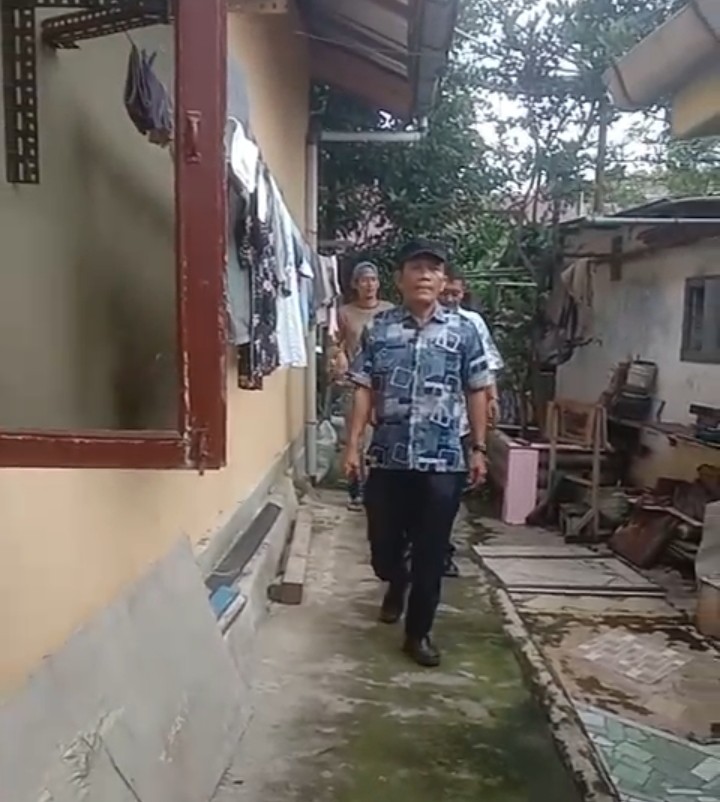Wakil Ketua DPRD Pematangsiantar Ir. Daud Simanjuntak, MM Melakukan Kunjungan Lapangan Akibat Adanya Longsor.