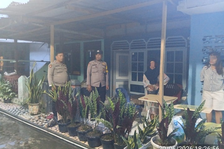 Tinjut Laporan CC 110, Polsek Siantar Selatan Cek TKP Dugaan KDRT.
