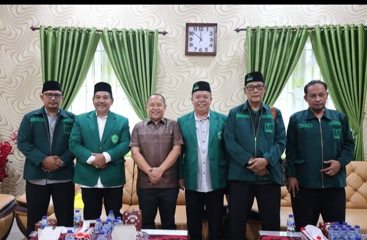 Suasana Pertemuan PD Al Washliyah Kota Pematangsiantar Dengan Ketua DPRD Pematangsiantar Timbul Marganda Lingga, SH.