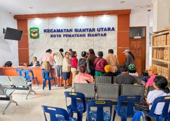 Pemko Pematangsiantar Memberikan Layanan Dukungan Psikososial Bagi Korban Kebakaran Pasar Dwikora.