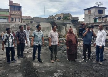 Komisi II DPRD Kota Pematangsiantar Tinjau Lokasi Kebakaran di Pasar Dwikora.
