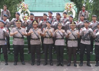Kapolres Simalungun : "Jadilah Pahlawan Bagi Bangsa dan Negara" – Ziarah Bersama Sambut HUT Bhayangkara Ke - 80.