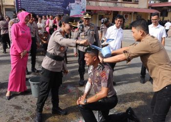 Polres Pematangsiantar Laksanakan Upacara Kenaikan Pangkat Perwira & Bintara Periode 1 Juli Tahun 2026.