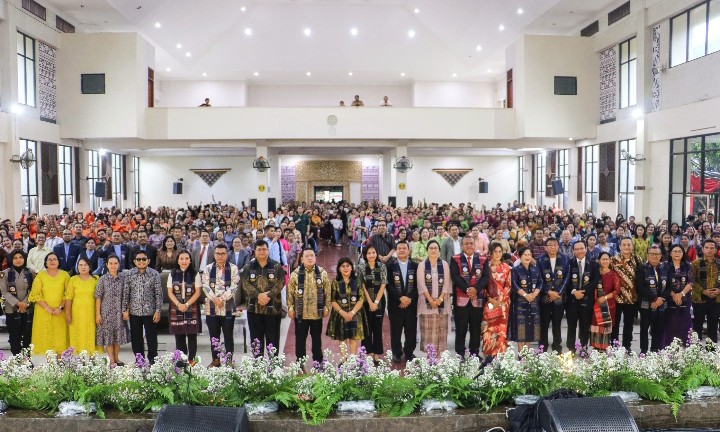 Wali Kota Pematangsiantar Wesly Silalahi, SH, MKn, Hadiri Acara Pesparawi Sekolah Minggu Sinode GKPS Tahun 2026.