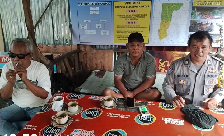 Bhabinkamtibmas Polsek Siantar Barat Patroli KBN di Jalan Jawa.
