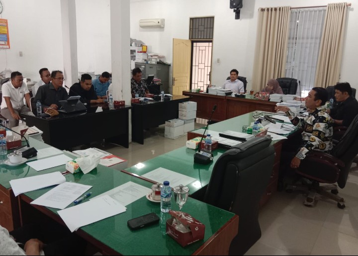 Suasana RDP Komisi II DPRD Kota Pematangsiantar Dengan PD Pasar Horas Jaya.