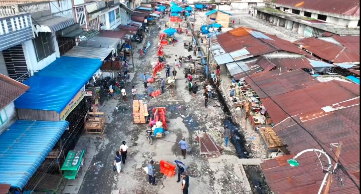 Penanganan Pasar Dwikora Pasca Terbakar; Bantuan Tahap 1 Sudah Disalurkan, Proses Pembangunan Area Kios Dipersiapkan.