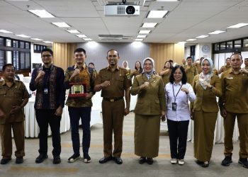 Wali Kota Pematangsiantar Pematangsiantar Wesly Silalahi, SH, MKn Diwakili Asisten Perekonomian dan Pembangunan Setdako Subrata Nata Lumbantobing, SSTP, MSP, Bbuka Kegiatan Focus Group Discussion (FGD) Early Warning System (EWS) Cik Laila Kota Pematangsiantar.