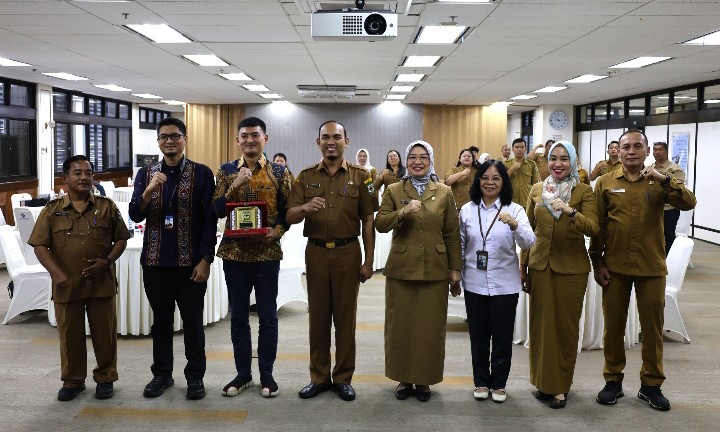 Wali Kota Pematangsiantar Pematangsiantar Wesly Silalahi, SH, MKn Diwakili Asisten Perekonomian dan Pembangunan Setdako Subrata Nata Lumbantobing, SSTP, MSP, Bbuka Kegiatan Focus Group Discussion (FGD) Early Warning System (EWS) Cik Laila Kota Pematangsiantar.