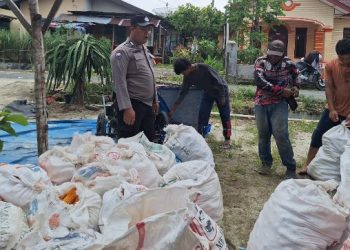 Dukung Ketapang, Bahbinkamtibmas Polsek Siantar Marihat Sambangi Petani Binaan.
