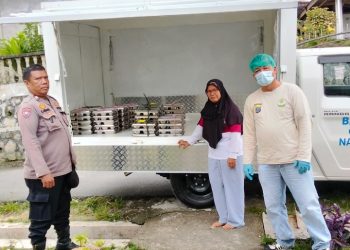 Bhabinkamtibmas Polsek Siantar Martoba Monitoring Distribusi MBG di Posyandu Jalan Madrasah.