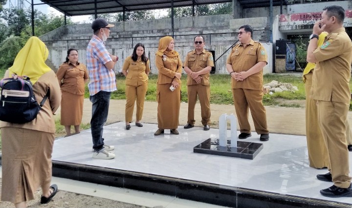 Tinjau Lokasi Peringatan HUT Ke - 81 Kemerdekaan RI, Sekda Simalungun Pastikan Semua Aspek Pendukung Optimal.