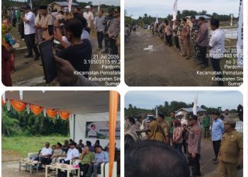 Dukung Ketahanan Pangan, Kapolsek Bandar Huluan Hadiri Gerakan Tanam Padi Serentak di Nagori Kandangan.